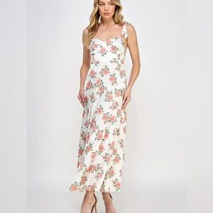 Nwt Floral‎ white satin Dress with Pink Roses